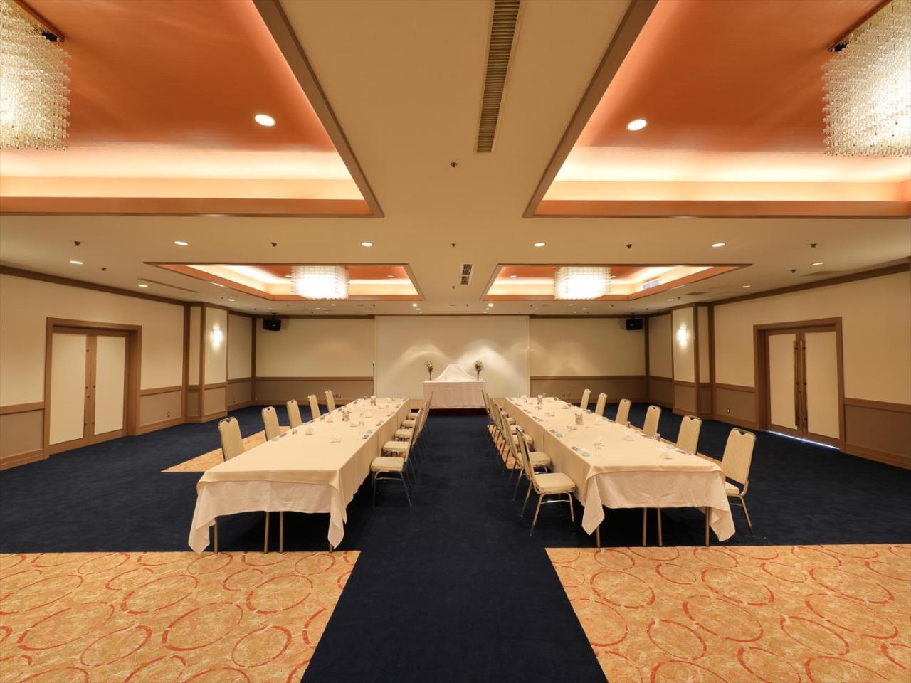 การ์เดน โฮเต็ล ชิอุงกะกุ ฮิงะชิ-มัตสึยะมะ Hotel Higashimatsuyama ภายนอก รูปภาพ