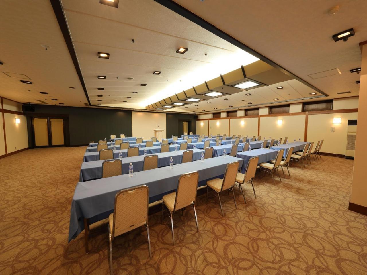 การ์เดน โฮเต็ล ชิอุงกะกุ ฮิงะชิ-มัตสึยะมะ Hotel Higashimatsuyama ภายนอก รูปภาพ