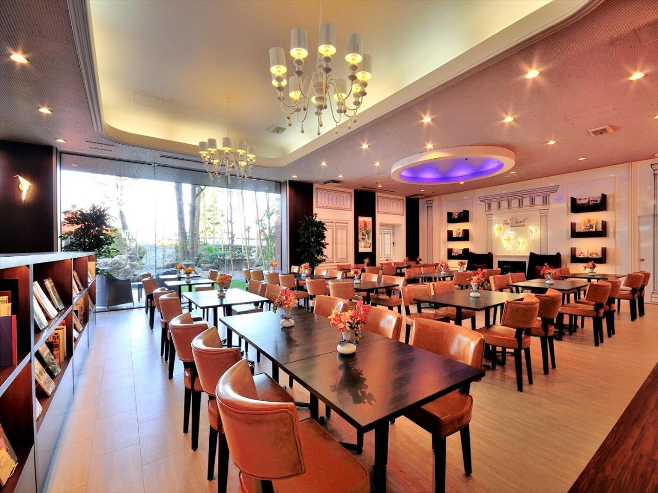 การ์เดน โฮเต็ล ชิอุงกะกุ ฮิงะชิ-มัตสึยะมะ Hotel Higashimatsuyama ภายนอก รูปภาพ